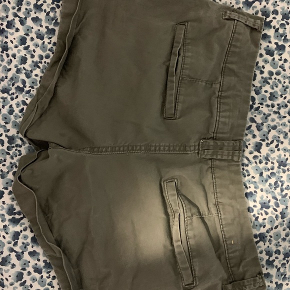 AéRopostale army green shorts - Picture 4 of 4